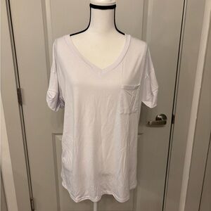 Basic white v-neck tee soft comfy classic size XL